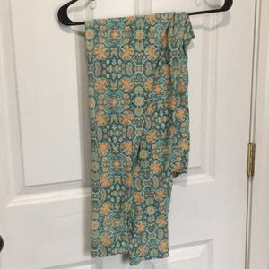 Tall & Curvy Lularoe leggings